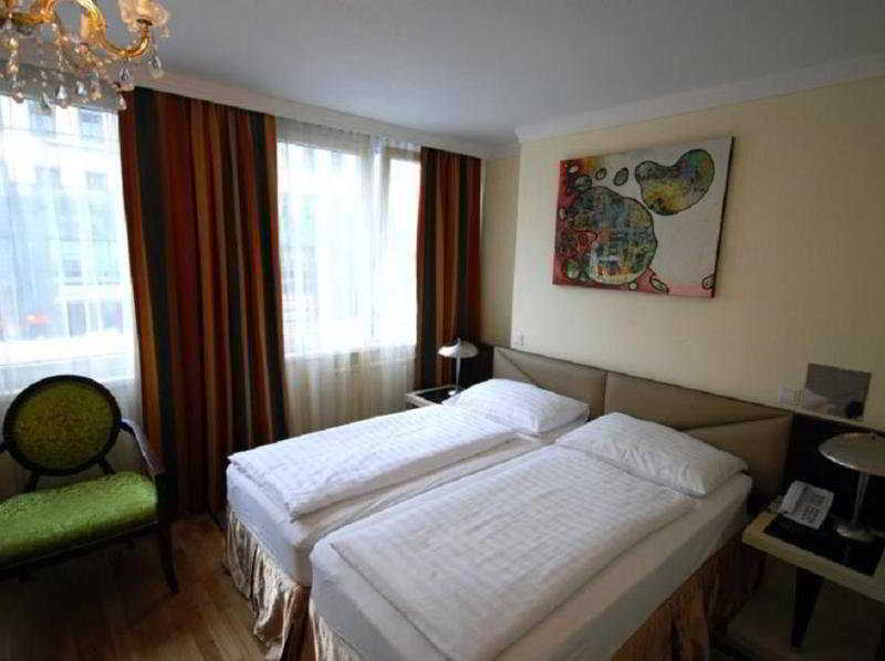 Hotel Attaché Bécs Szoba fotó